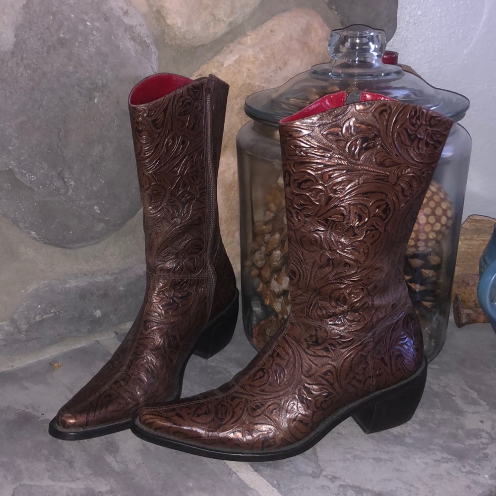 Gianni Bini Embossed LEATHER Cowgirl BOOTS Mid Calf 7M